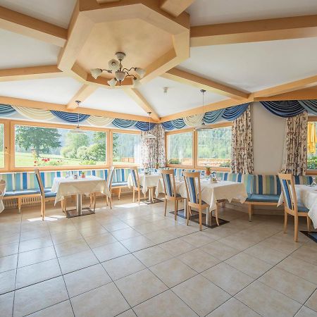 Riposo Al Bosco-Waldruhe Hotell San Vigilio Di Marebbe Eksteriør bilde